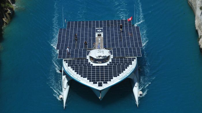 Το MS Tûranor PlanetSolar, το μεγαλύτερο ηλιακό καταμαράν στον κόσμο, θα μετατραπεί σε επιστημονικό εργαστήριο για δεύτερη φορά, μετά την αποστολή DeepWater του 2013.